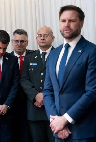 US defends truce and vows to disarm Hamas