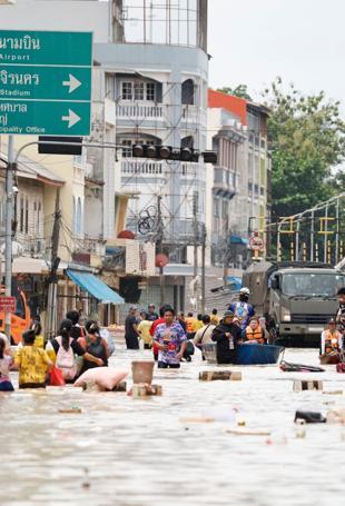 Death toll rises to 85 in Thailand floods