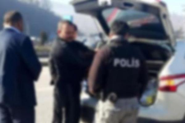 Istanbul police seize 13 aluminum bars