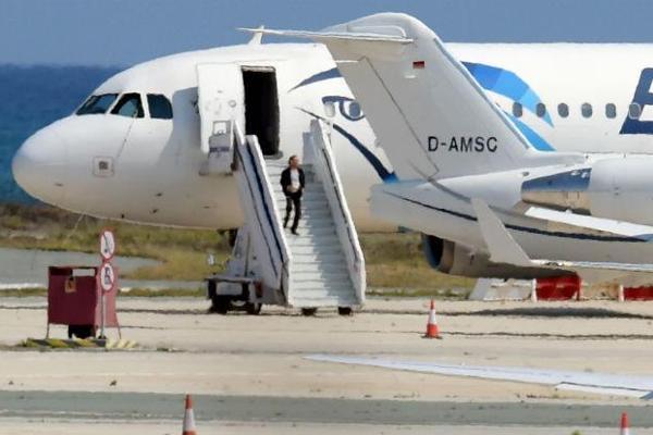 Unusual plane hijackings since 2001