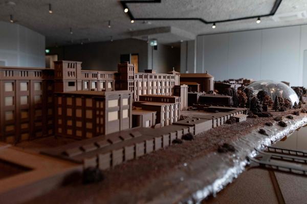 Warsaw opens doors to chocolate empire