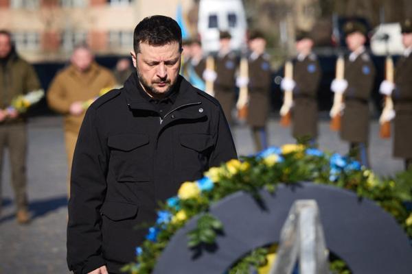Zelensky accuses Russia of rejecting ceasefire as fresh strikes hit Ukraine
