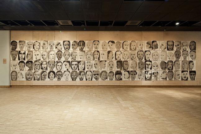 Dumas holds talk on artist-model relations