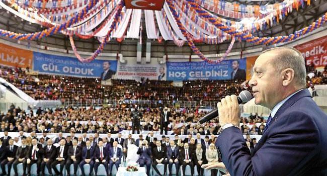 Turkey never sides with coup plotters: President Erdoğan