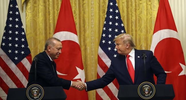 Trump backs Turkey and urges end to violence in Idlib