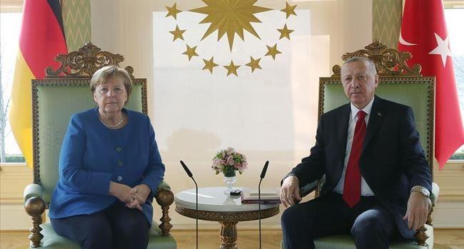 Erdoğan, Merkel discuss east Med via video link