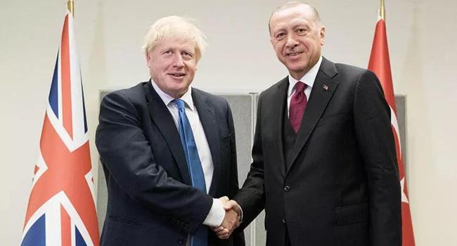 Erdoğan, Johnson discuss regional issues, bilateral relations over phone