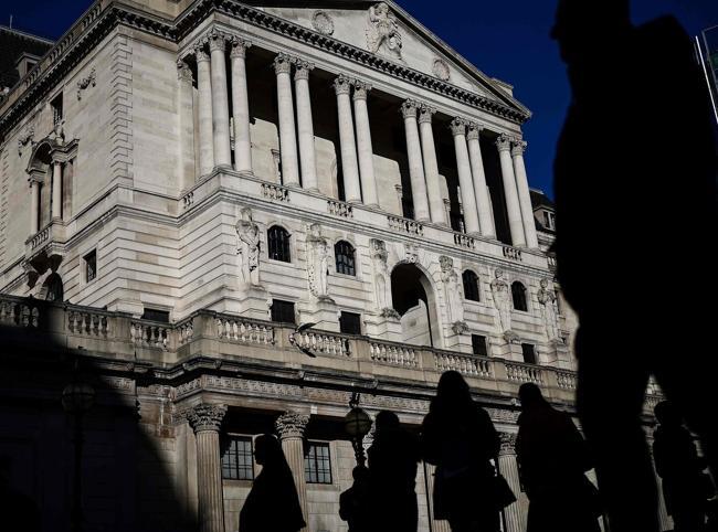 UK economy exits recession ahead of election