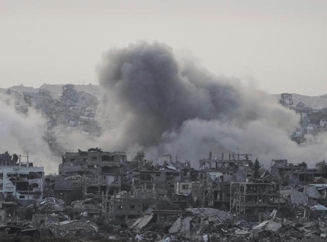 Rescuers say 100 dead as Israel launches fresh Gaza offensive