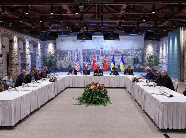 Top US, Russian diplomats discuss Istanbul-hosted peace talks