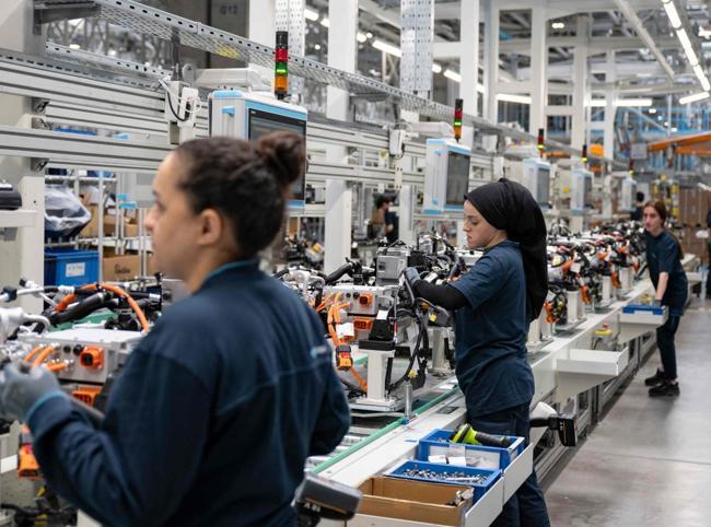 Unemployment rate down to 8.5 pct in October