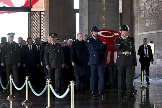 Türkiye marks 87th anniversary of Atatürk’s passing with nationwide tributes