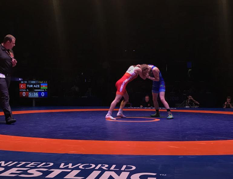 Turkeys junior wrestler Zeynep Yetgil bags gold medal