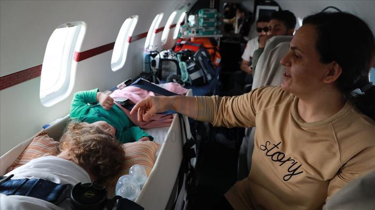 Turkish conjoined twin return after successful op in UK