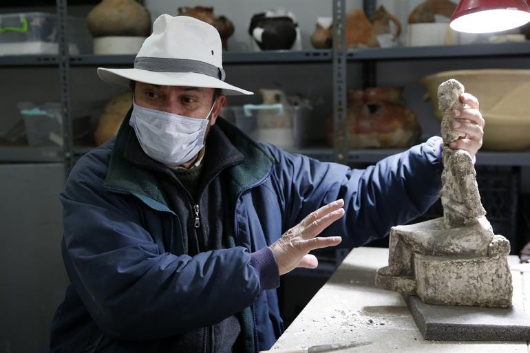 Goddess statue unearthed in central Turkey