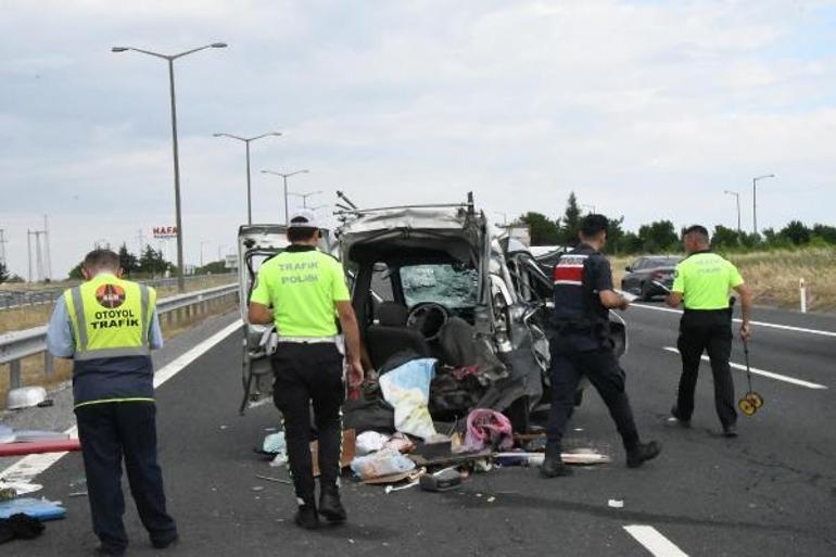 Son Dakika Tekirda Da Feci Kaza Ayn Aileden Ki I Hayat N