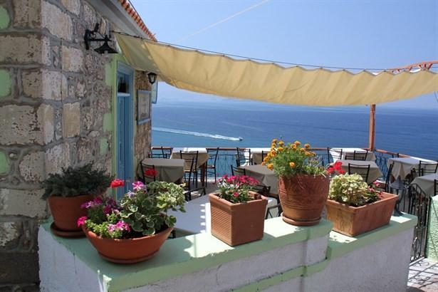 Τα 5 ομορφότερα ελληνικά νησιά με διαφορετικές προσωπικότητες