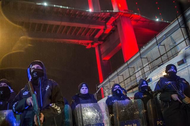 Reinadaki saldırı sonrası fotoğraflar