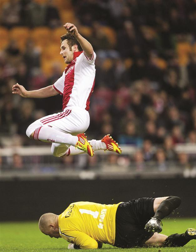 Ajax seeking draw with Real Madrid