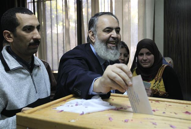 Egypt’s Islamists again lead in 2nd round vote