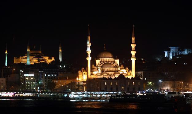 Activist art to try to save heritage of Istanbul