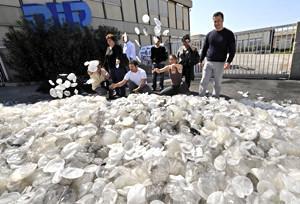 France may order 30,000 women to remove implants