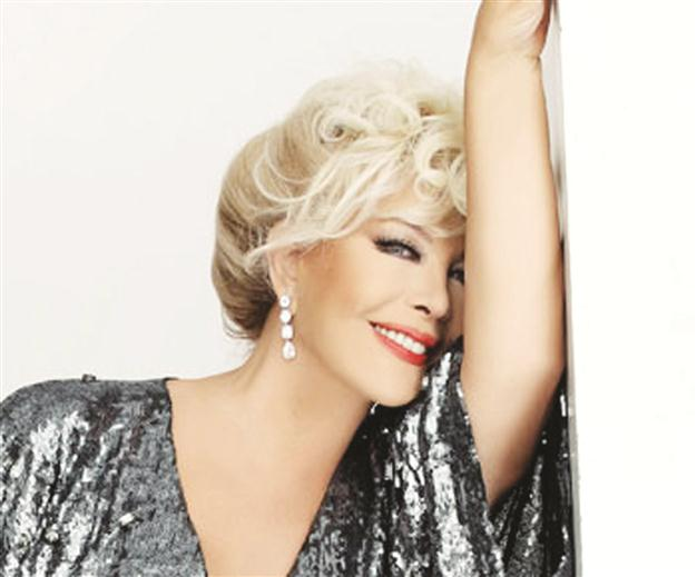 Classical Turkish music diva on stage