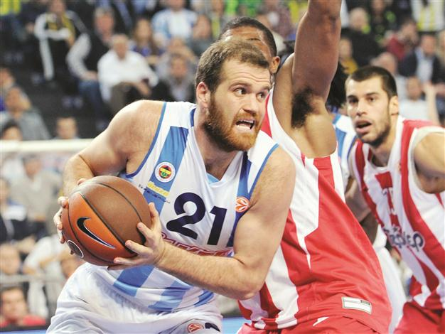Fenerbahçe Ülker gets one over Olympiacos Piraeus