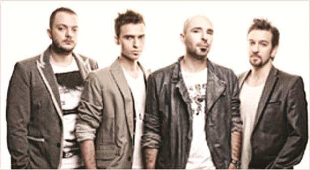 Gripin on southern stage