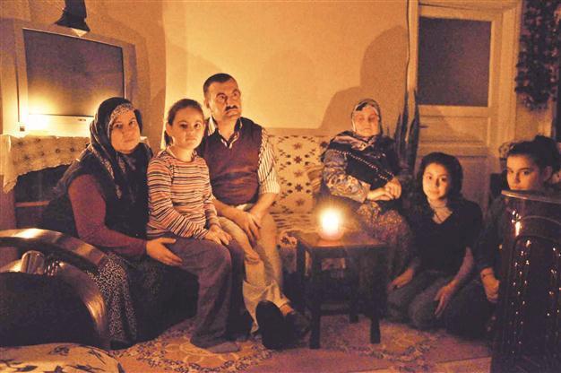Sakarya’s quake victims oppose to leaving houses