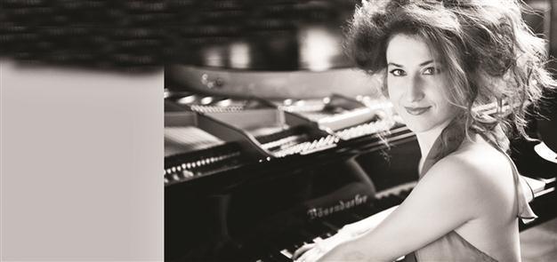 Istanbul recital with two violins, one piano