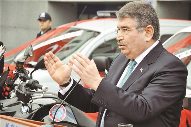 Interior minister criticizes media reports on beating