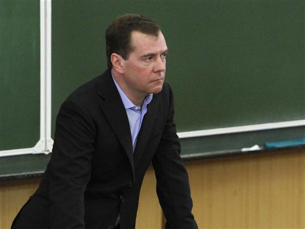 Student asks if Medvedev ready for Saddams fate