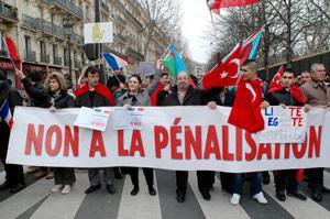 French senate approves bill criminalizing genocide rejection