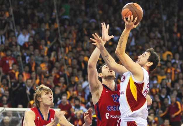 Galatasaray deals big punch to CSKA