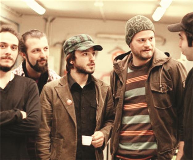 Gevende live at Istanbul club