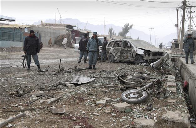 Afghanistan police chief survives suicide attack