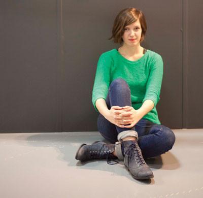 Young artist’s exhibition reveals moments of life