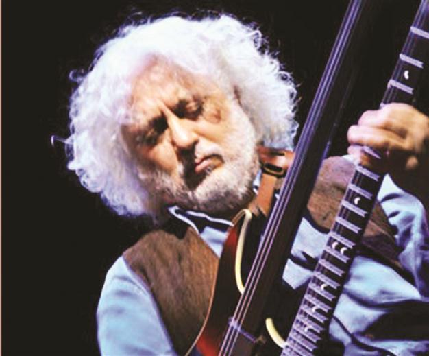 Guitar virtuoso on Ankara stage