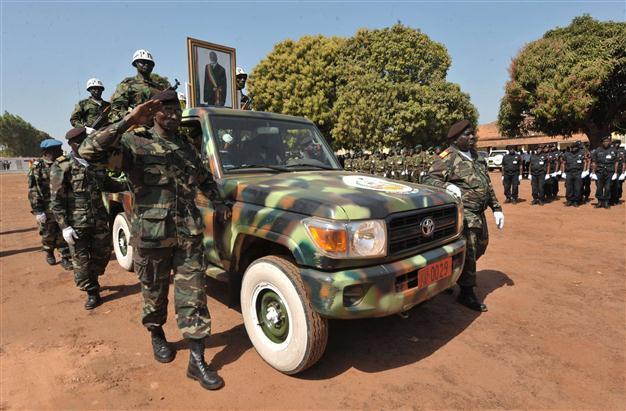 Police mistakenly tear gas army in Guinea-Bissau