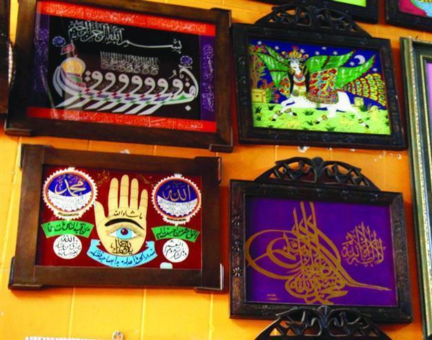 Queen of Snakes given due by master