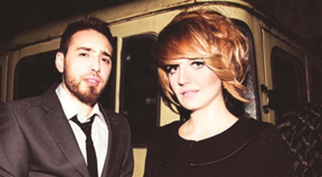 Kedi performs at Beyoğlu Hayal kahvesi