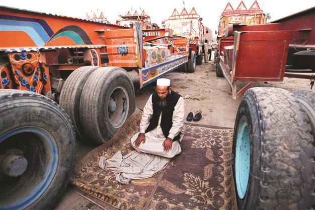 Islamabad to re-open NATO routes