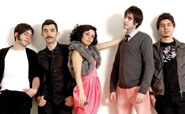 Model takes the stage at Bronx Istanbul