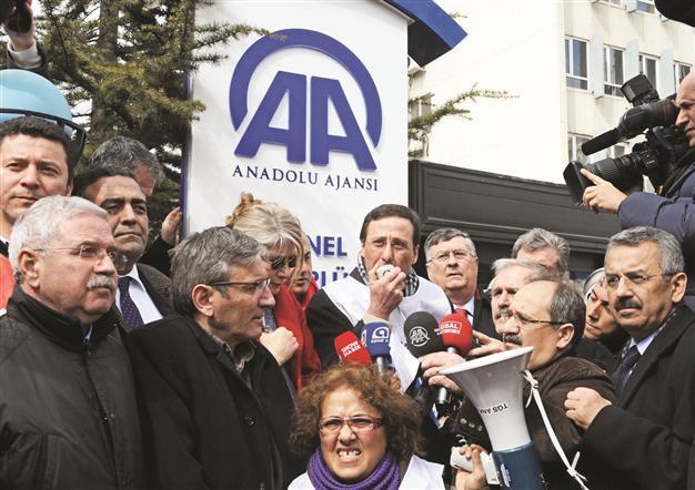 Journalists Union head İpekçi on hunger strike