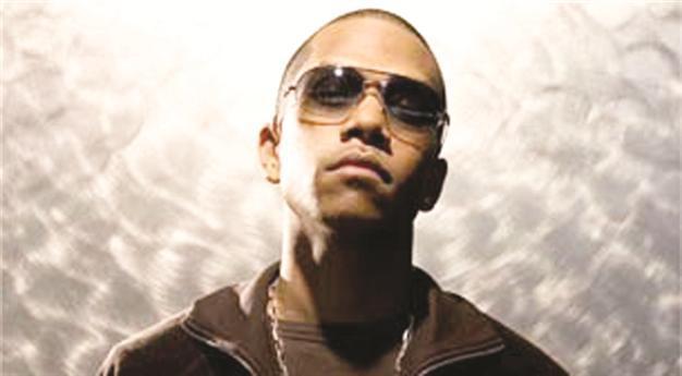 Dutch electronic band on Istanbul stage