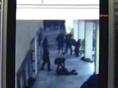 Six injured as students clash in Istanbul University