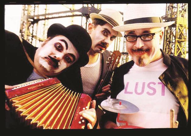 British cabaret-punk band at Salon İKSV