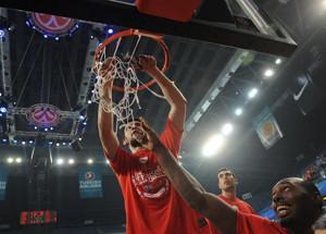 Olympiacos completes inspiring comeback story