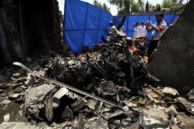 Pakistani air force planes crash, 4 pilots killed